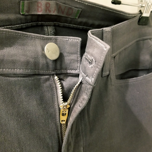J Brand Wax Coated Skinny Stretch Jeans in Gray Fog Sz 27 - Picture 11 of 15